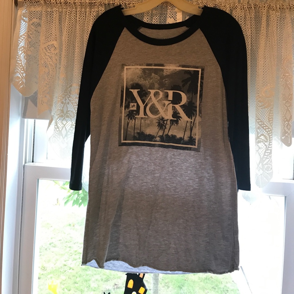 Young & Reckless Size XL
