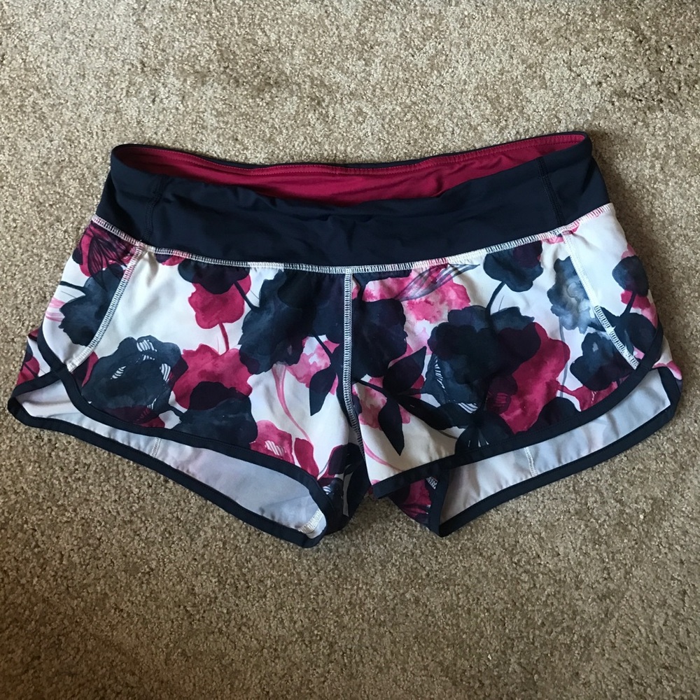 Lululemon speed shorts 2.5