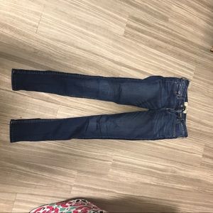 Dark wash hollister skinny jeans