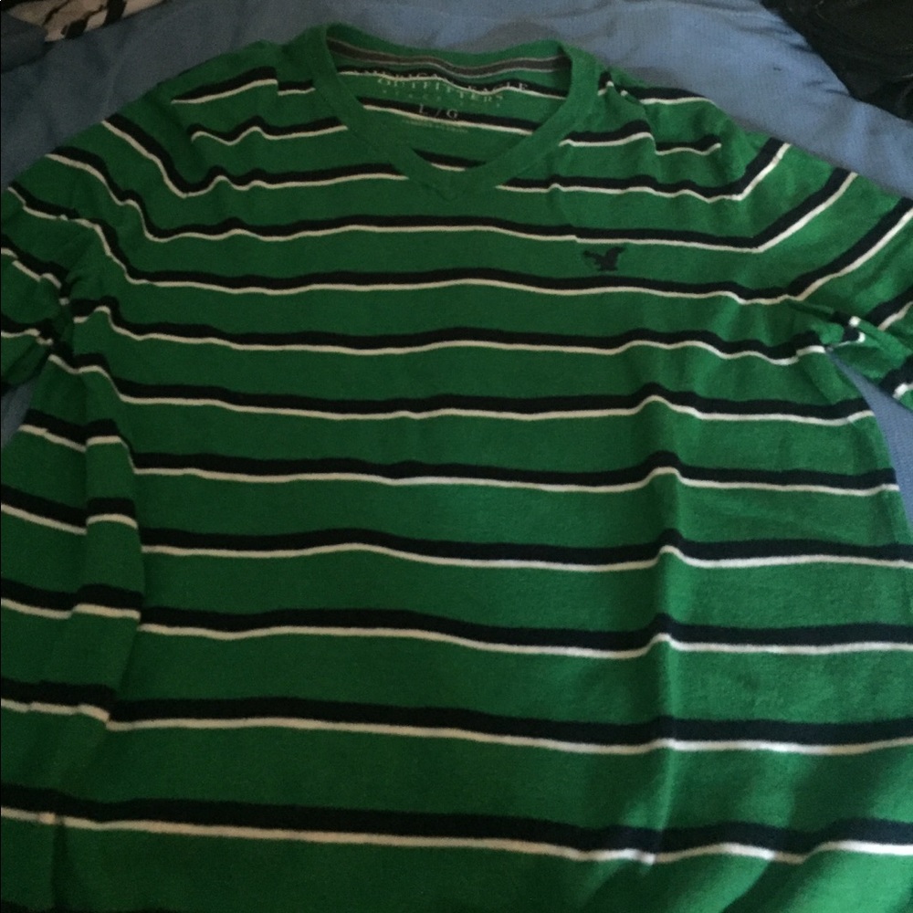 Long sleeve American Eagle sweater (Size L)