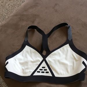 Reebok Kevlar Crossfit sports bra