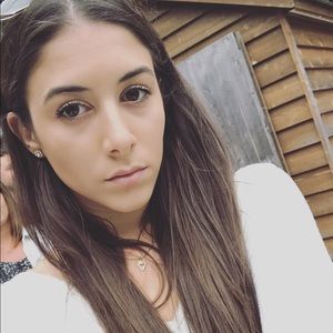 Meet your Posher, Alysa