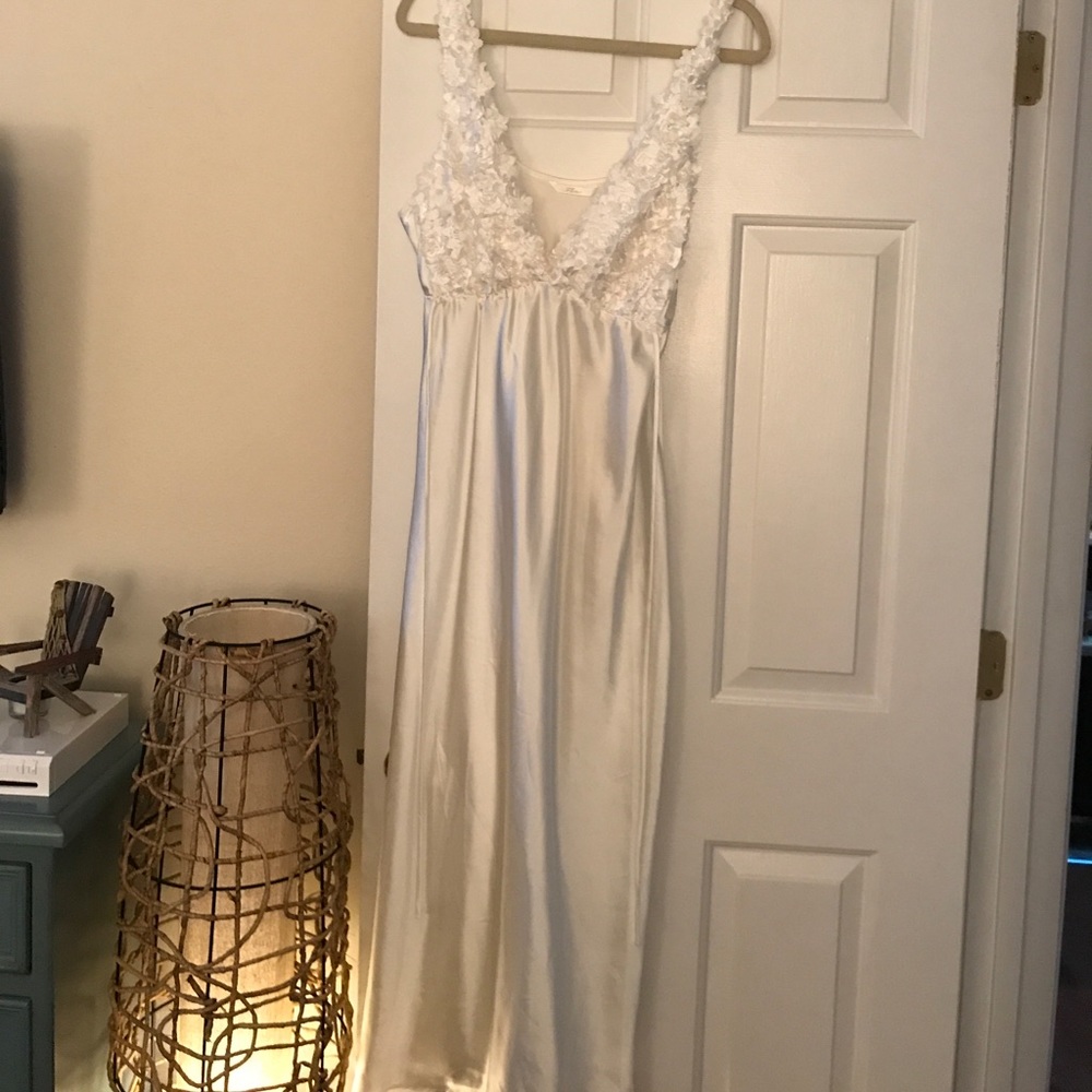 Flora nightgown 🎄