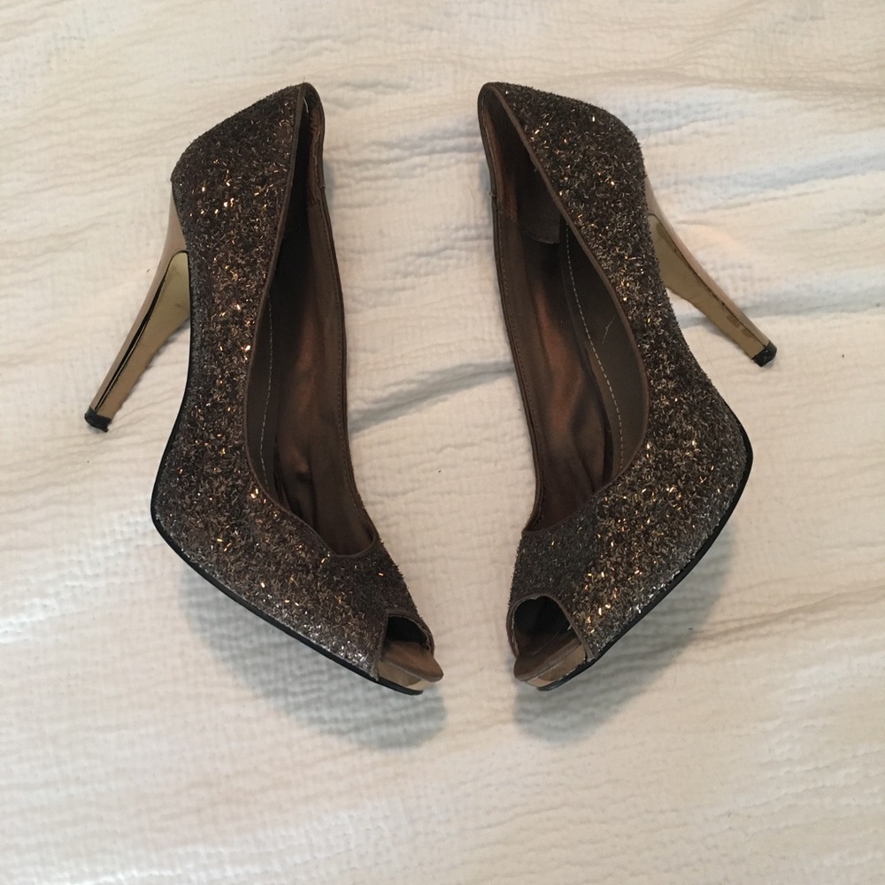 Bronze/Gold Heels