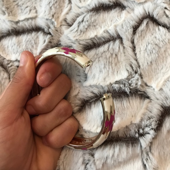 Three bracelets together - Picture 6 of 7