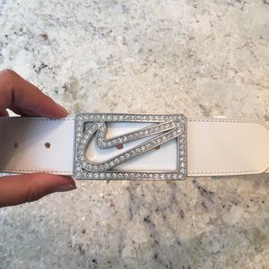 NWOT Nike Leather Golf Belt with rhinestones Small