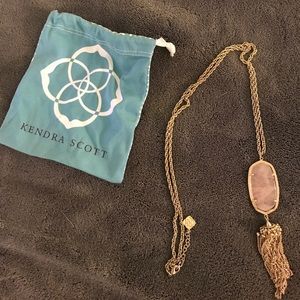 Kendra Scott rose quartz rayne necklace