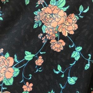 LulaRoe Perfect T