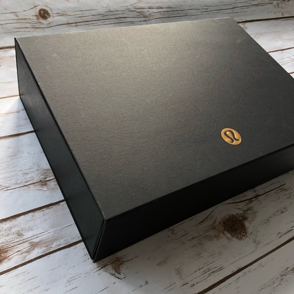 lululemon Black Gift Box - Picture 2 of 6