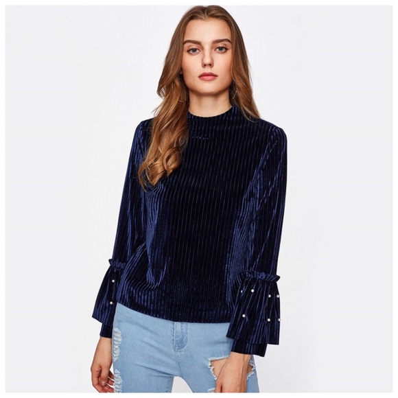 Blue Velvet Pearl Top - Picture 2 of 4