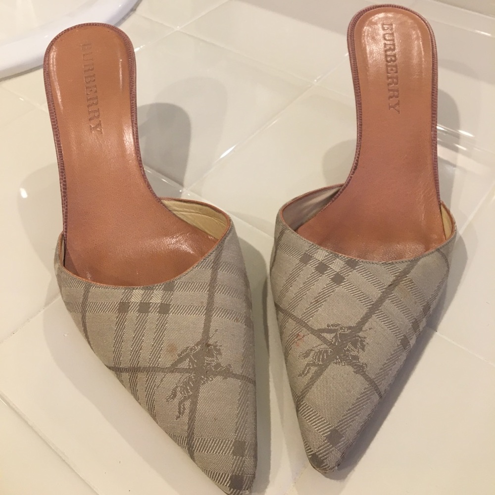 Burberry heels