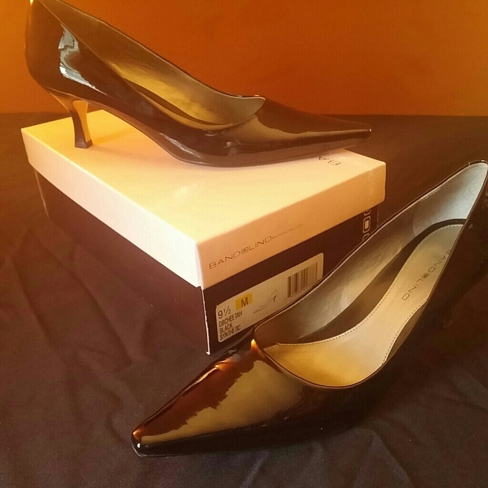 Bandolino patent leather heels
