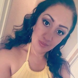 Meet your Posher, Lita