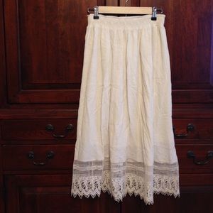 Off white boho lace skirt