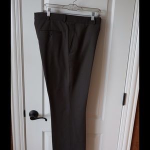 Mens Kenneth Cole NY wool dress pants.  Olive. 36W