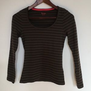 Boden long sleeve cotton stretch top, size 4.