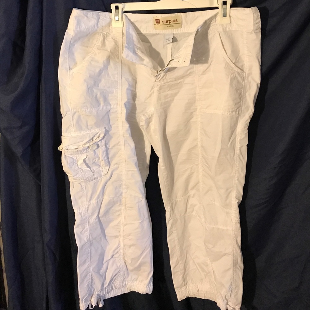 Old Navy Surplus Capris