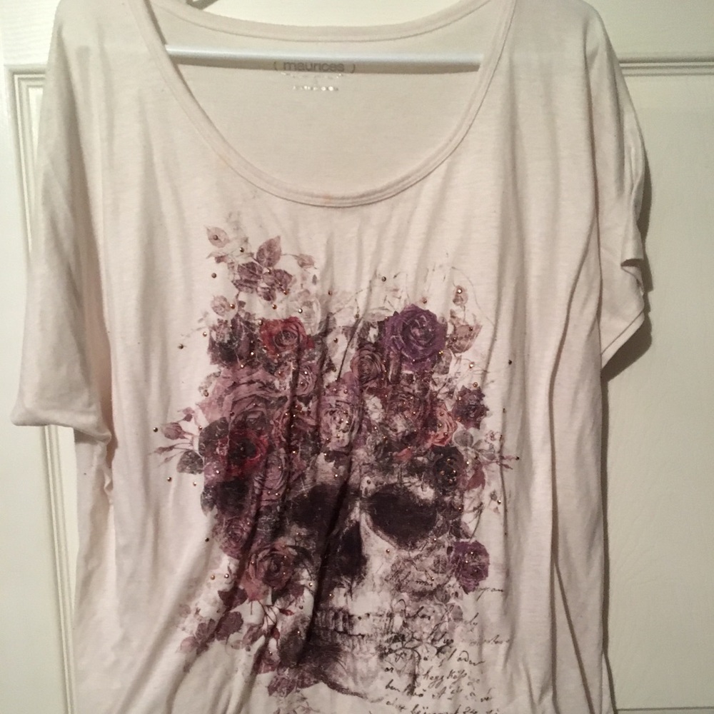 Shirt with Graphic design - Skull and flowers