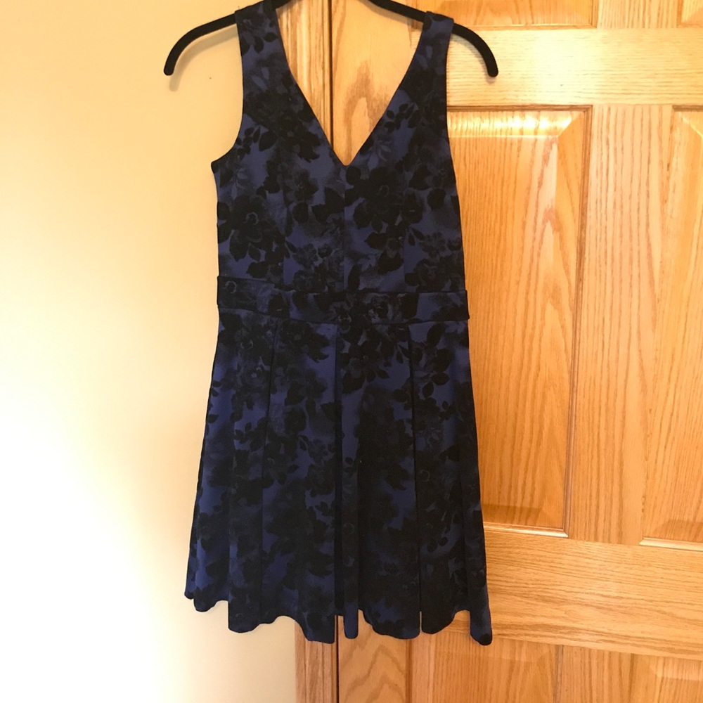 Velvet detail blue and black cocktail dress