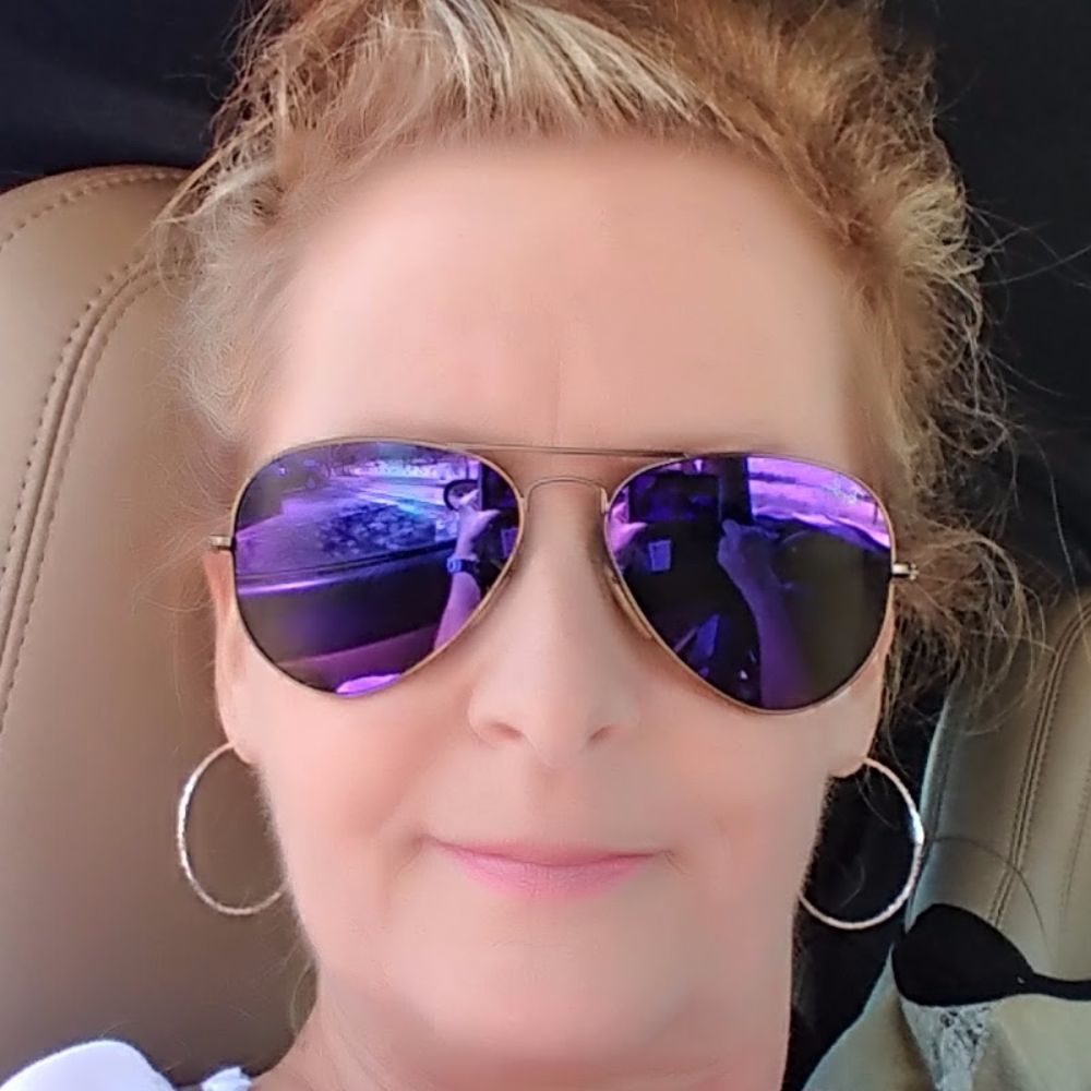 Meet your Posher, Sherry