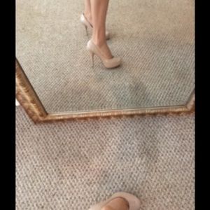 Nude Nine West pumps warn once