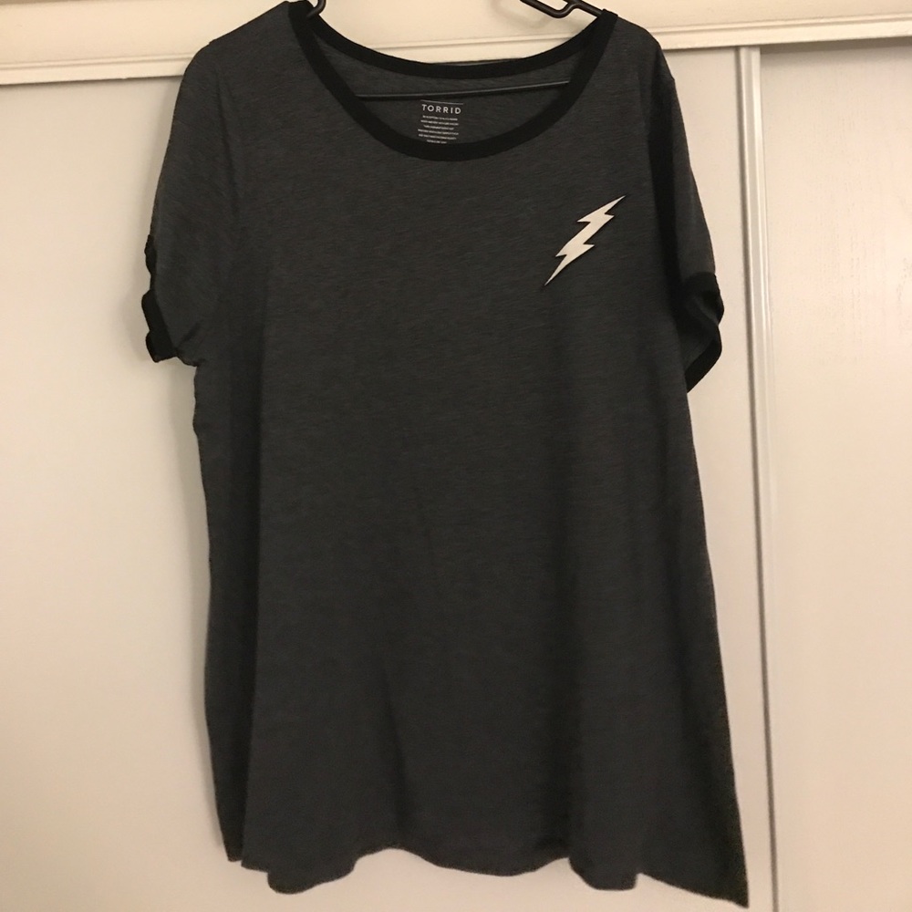 Lightening Ringer tee