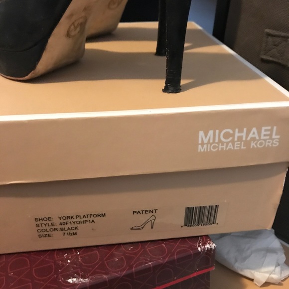 Michael Kors used Peep Toe black stiletto - Picture 4 of 5