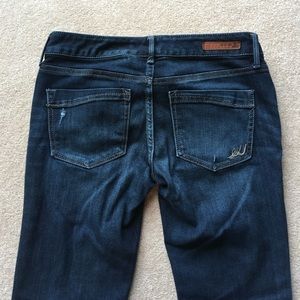 Skinny lowrise dark wash jeans