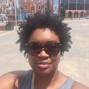 Meet your Posher, Tiffany