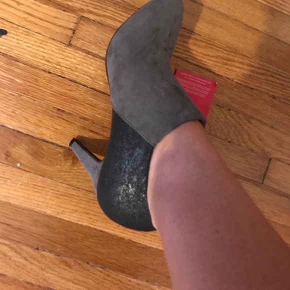 Brand New! Grey and black two toned heel booties - Picture 3 of 4