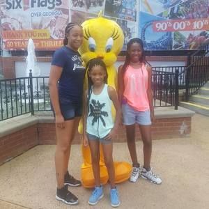 Meet your Posher, Cly