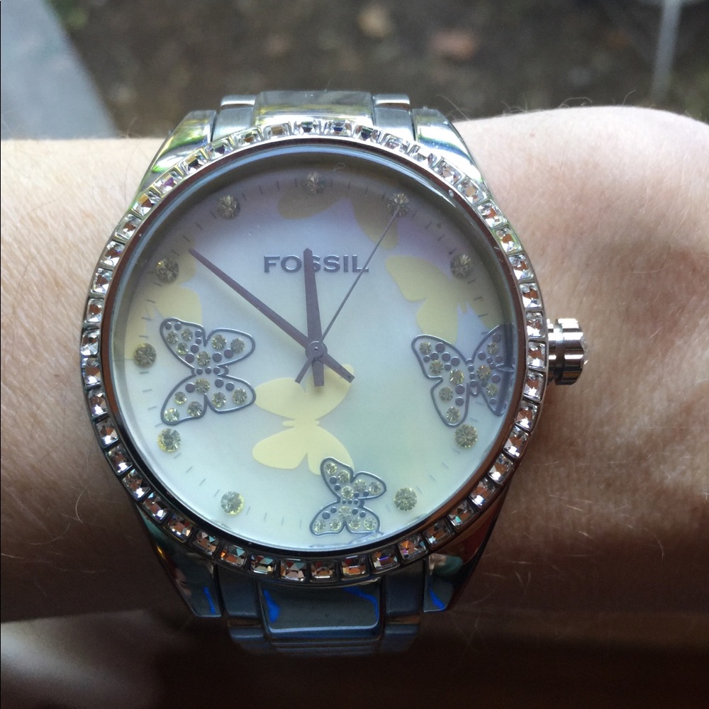 Woman’s oversized Fossil Watch
