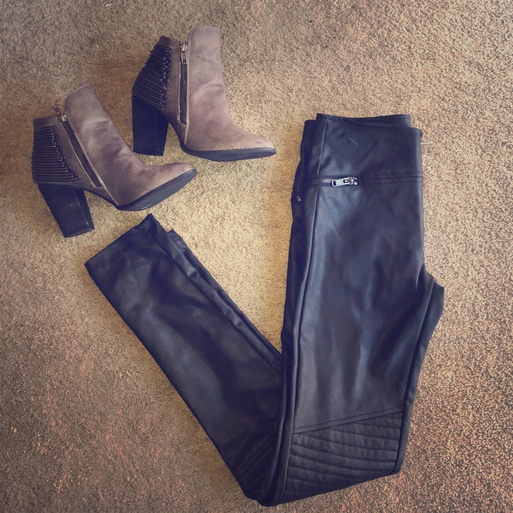 H&M Faux Leather Skinny Leggings