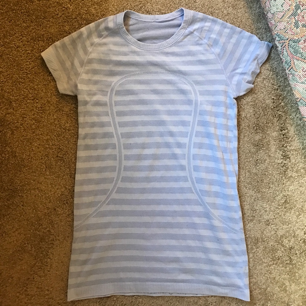 Lululemon swiftly tech short sleeve crew