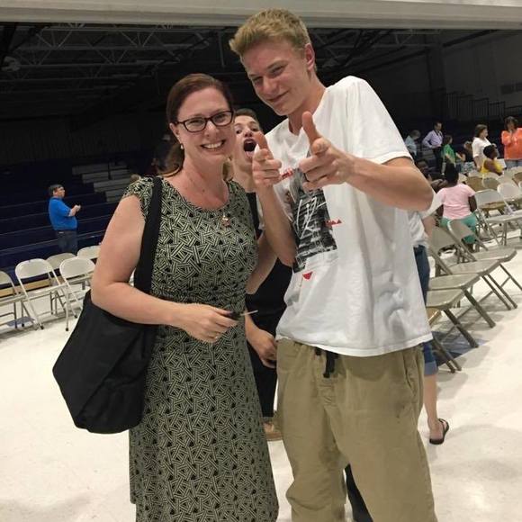 Meet your Posher, Heather - Picture 1 of 1