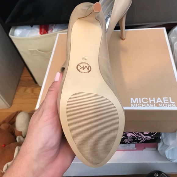 Brand New Michael Kors Peep Toe platforms - Picture 6 of 7