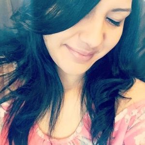 Meet your Posher, Rocio