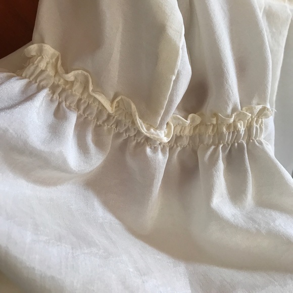 Boho top. Loose & Flowy OSFM Can wear off the shoulders. Unbranded - Picture 3 of 3