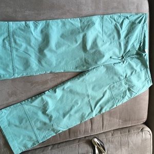 Prana yoga/hiking/activewear capri pants