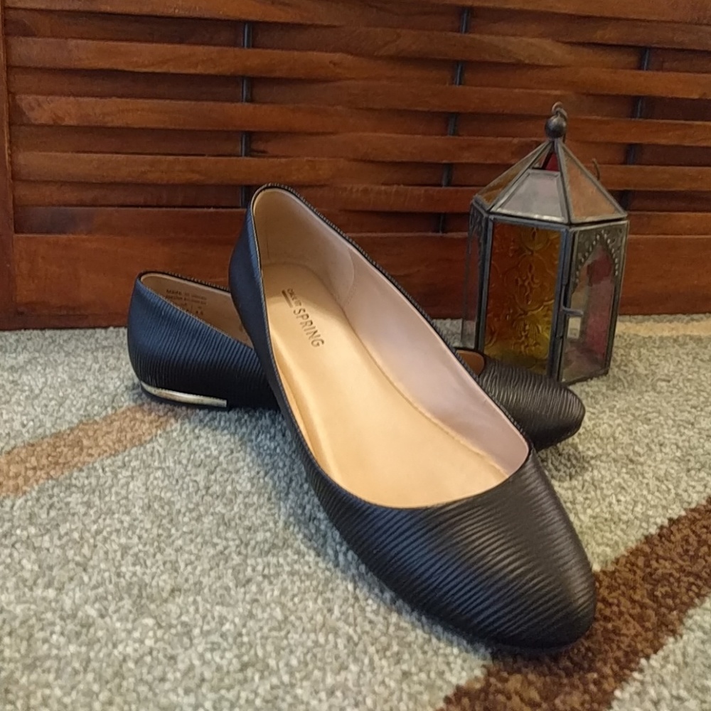 Call It Spring Gold Heel Ballet Flats (Black)