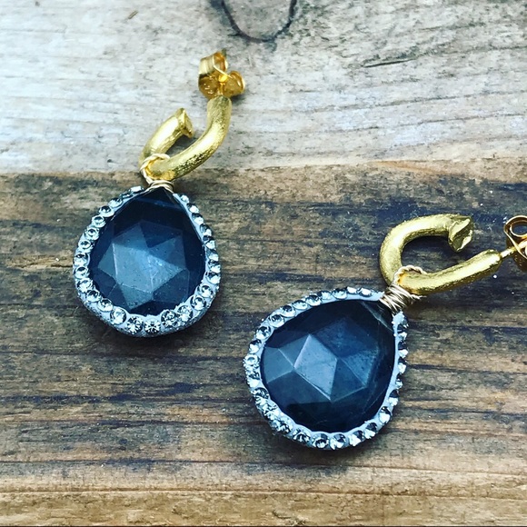 Handmade London blue topaz and Swarovski earrings - Picture 3 of 3