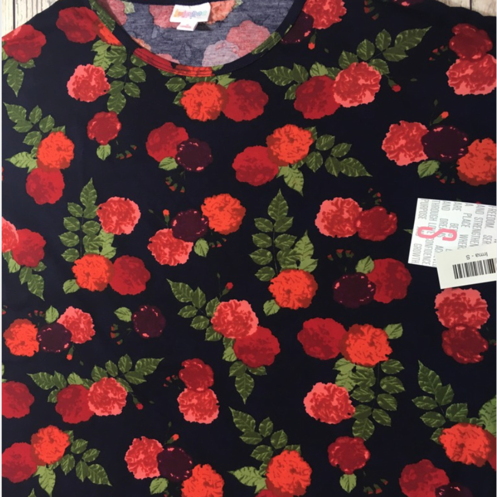 Small LuLaRoe floral Irma