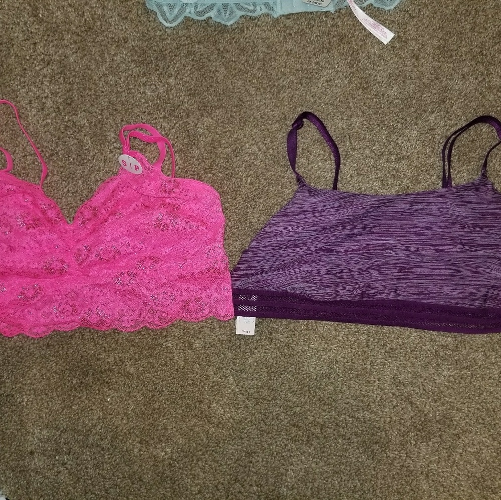 Pink & Victoriasecret bralette size small