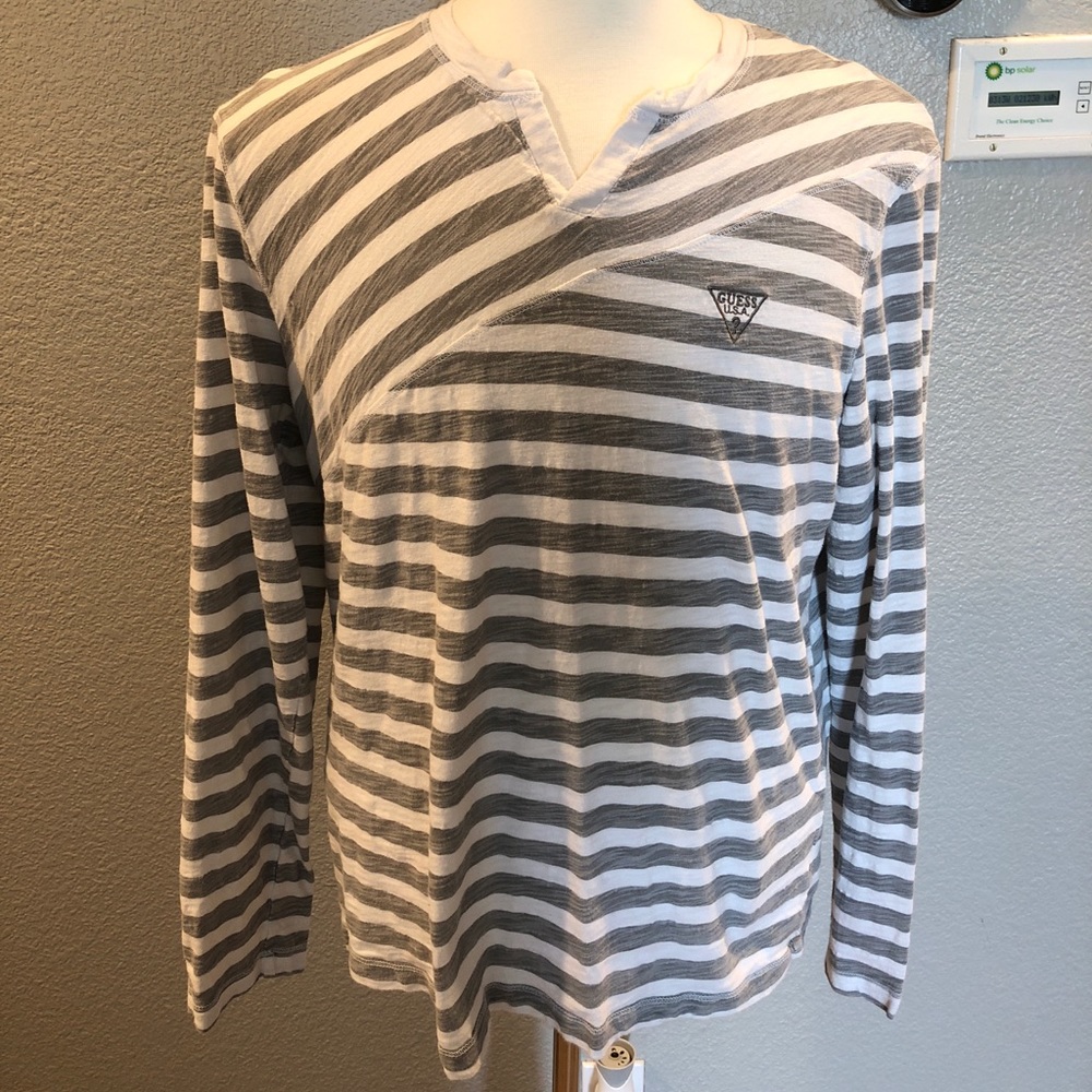 Guess men’s long sleeve t-shirt