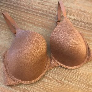 2 for $30 Victoria's Secret Tshirt bra