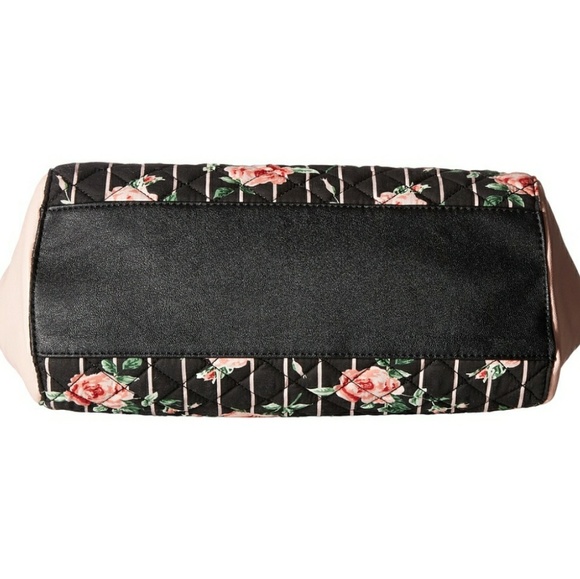 🌹NWT-BETSEY JOHNSON ROSEBUD TOTE - Picture 5 of 8