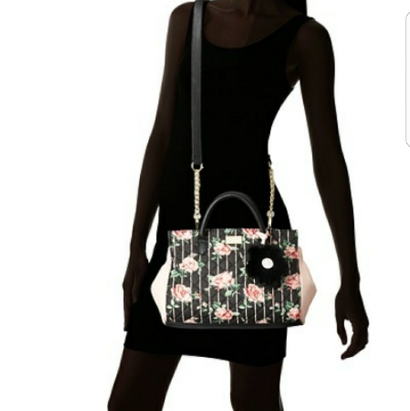 🌹NWT-BETSEY JOHNSON ROSEBUD TOTE - Picture 6 of 8