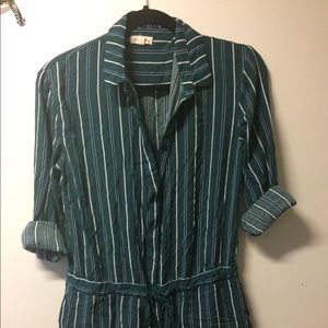 Super cute, business casual romper