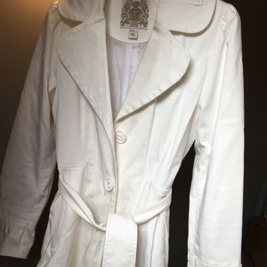 ESPRIT white jacket!