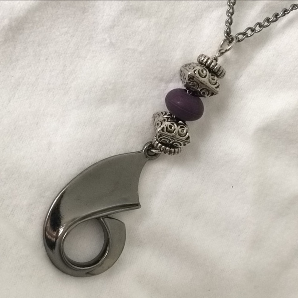 Silver & purple charm pendant necklace